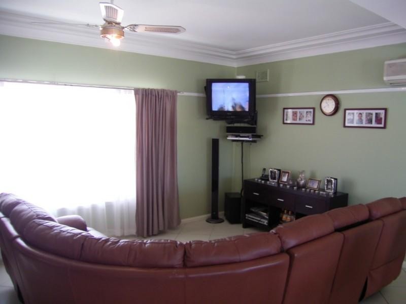 38 Glamorgan Street, Blacktown NSW 2148