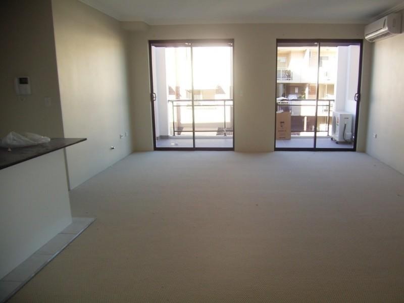 25/20-22 Fourth Avenue, Blacktown NSW 2148