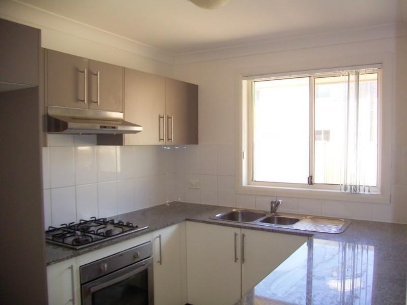 2/62 Hill End Road, Doonside NSW 2767