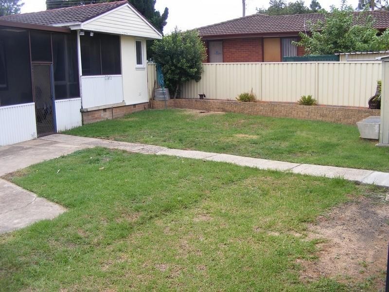 12 Winsford Avenue, Hebersham NSW 2770