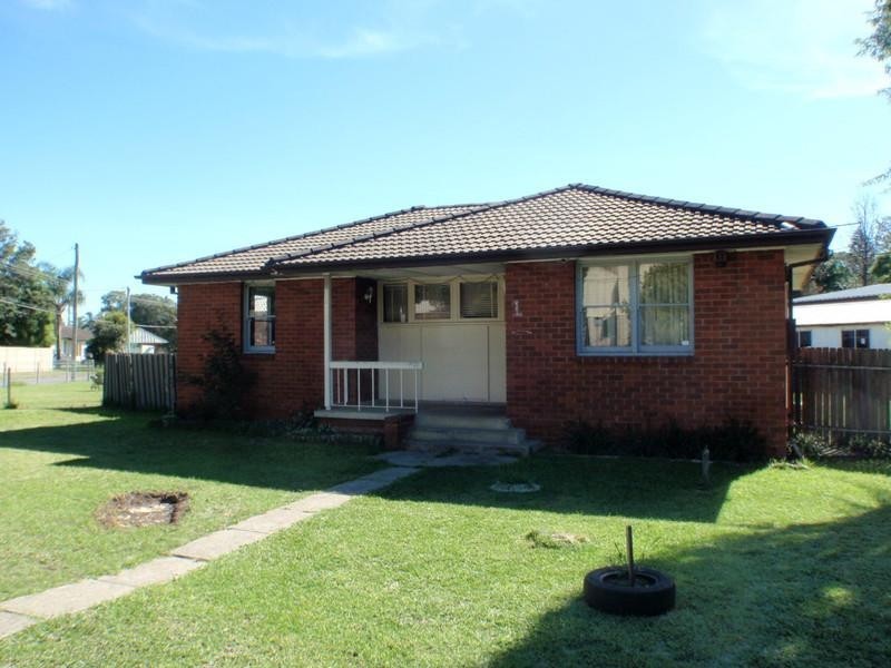 1 Field Place, Blackett NSW 2770