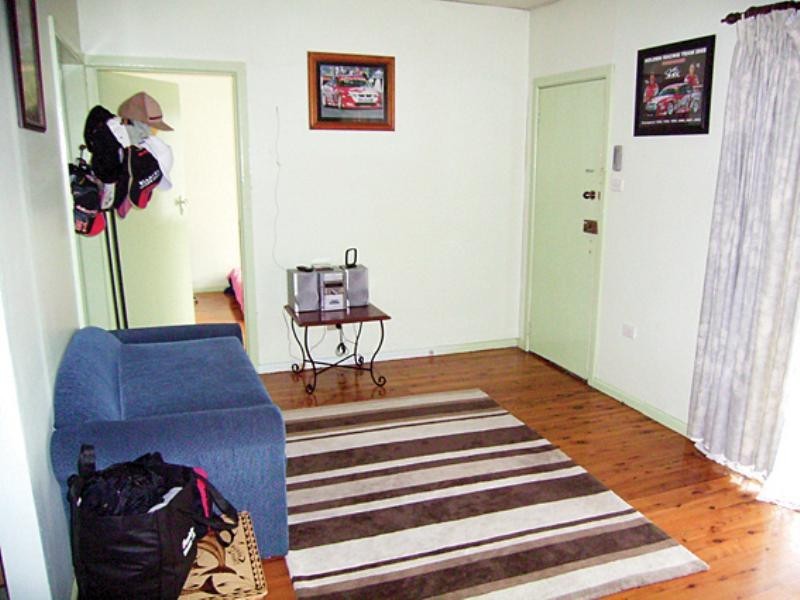 10 Iona Street, Blacktown NSW 2148