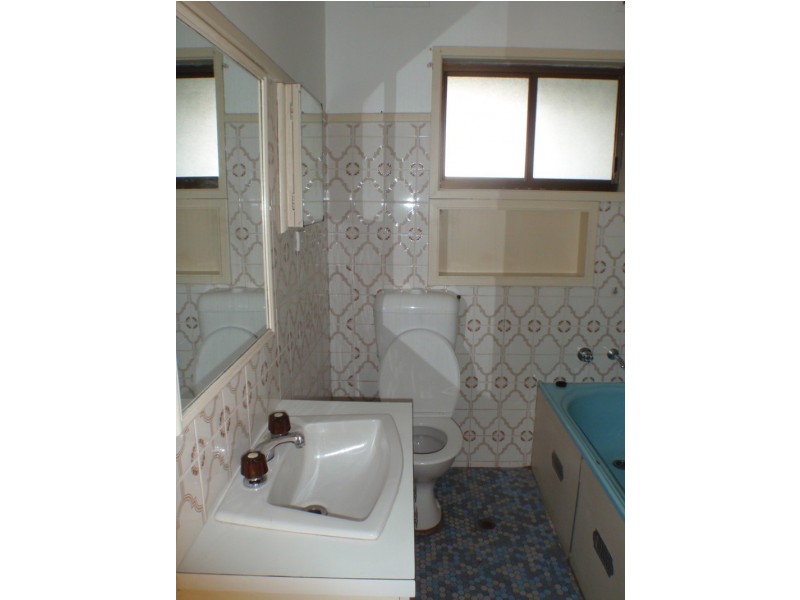 24 Pollack Street, Blacktown NSW 2148