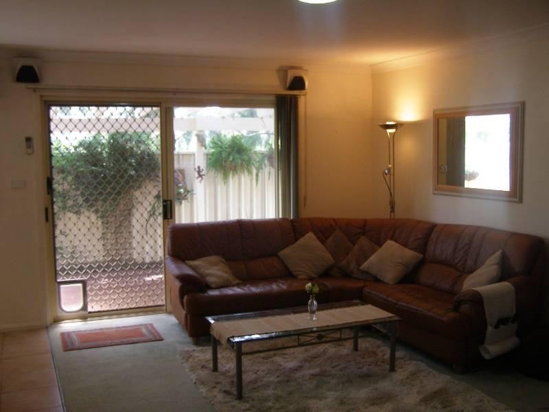 1 Flemming Grove, Doonside NSW 2767