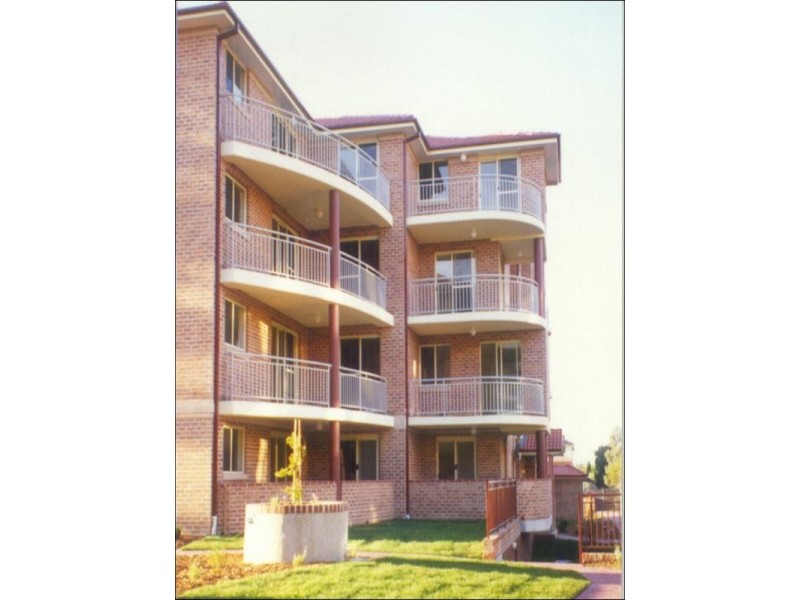 10/8-10 Fourth Avenue, Blacktown NSW 2148