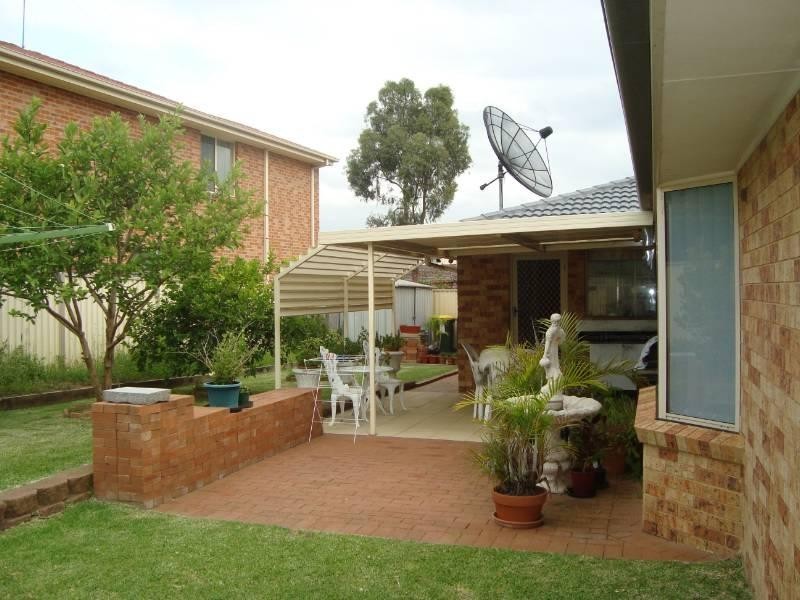 223 Glenwood Park Drive, Glenwood NSW 2768