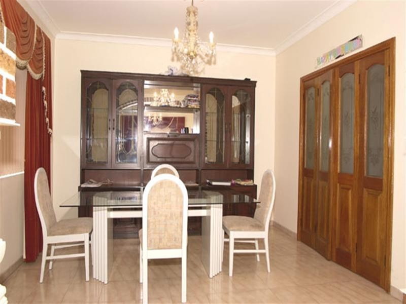 52 Topaz Crescent, Seven Hills NSW 2147