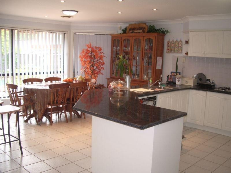 19 Paramount Street, Kellyville NSW 2155