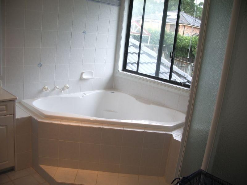 19 Paramount Street, Kellyville NSW 2155