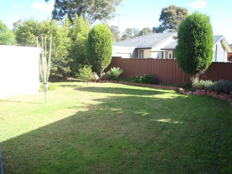 8 Waugh Crescent, Blacktown NSW 2148