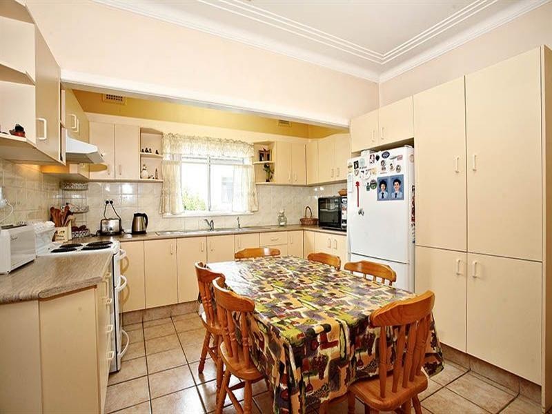 14 Ruth Street, Merrylands NSW 2160