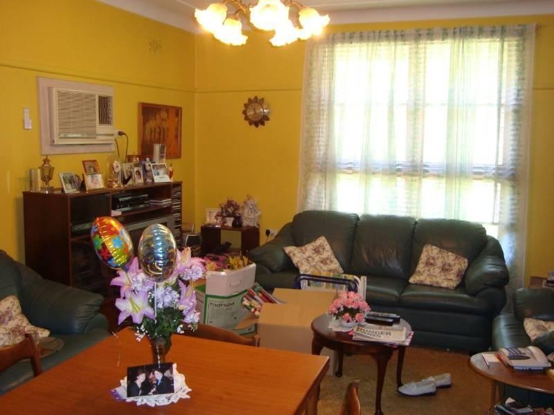 36 Gladys Crescent, Seven Hills NSW 2147