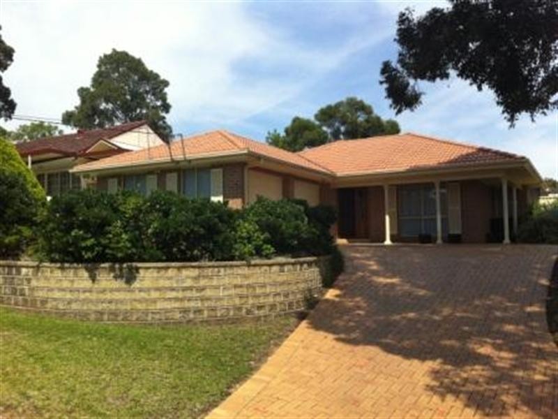 4 Murray Place, Blacktown NSW 2148