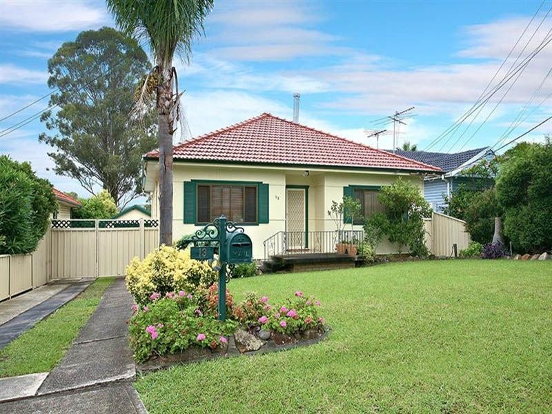 13 Blue Hills Crescent, Blacktown NSW 2148