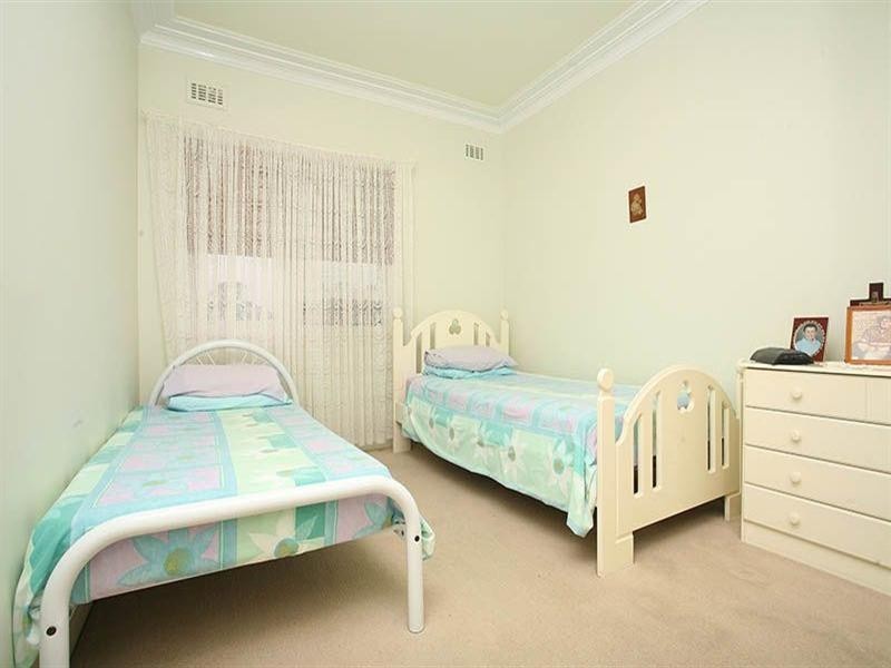 13 Blue Hills Crescent, Blacktown NSW 2148