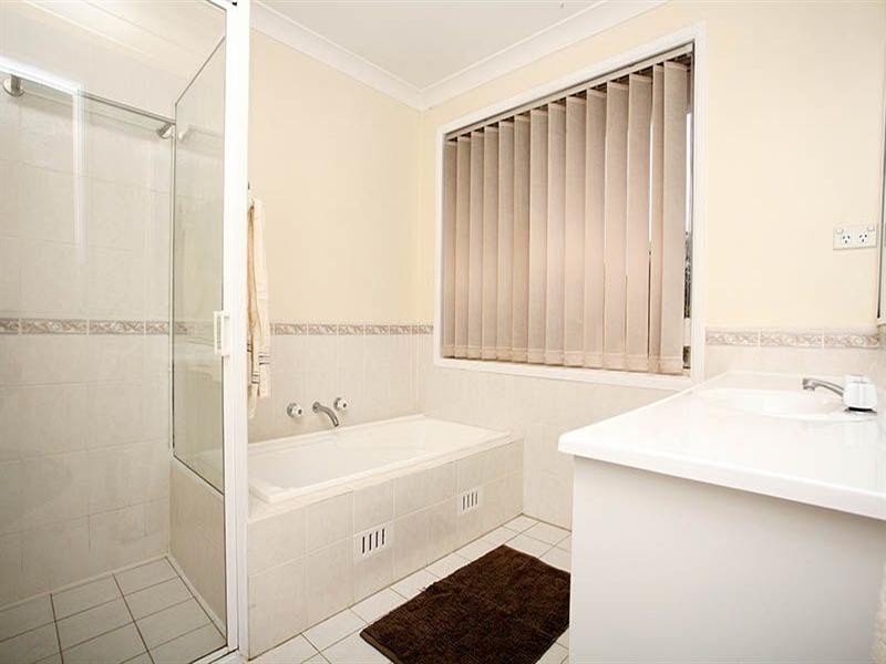 25 St Pauls Way, Blacktown NSW 2148