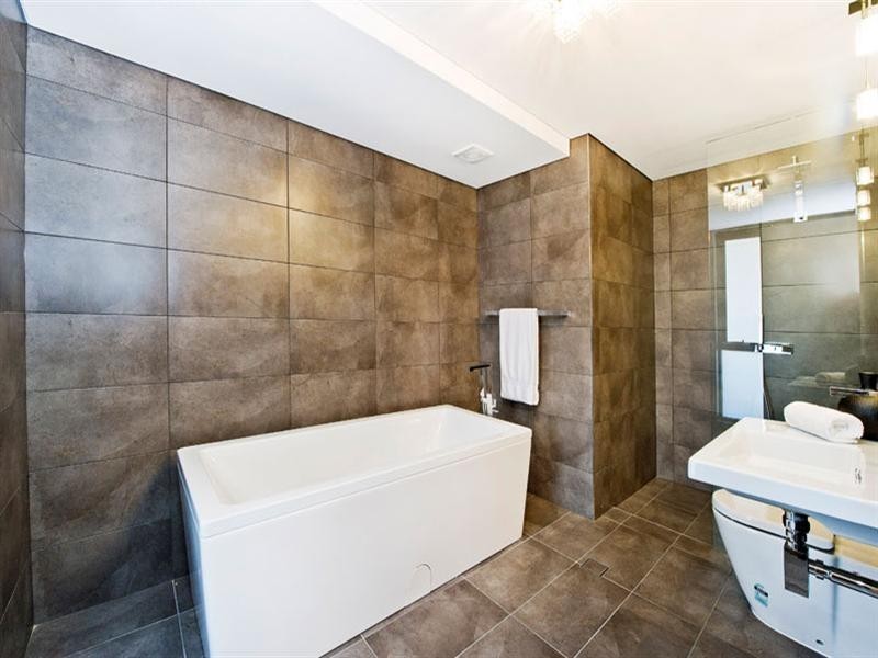 83 Beach Road, Bondi Beach NSW 2026