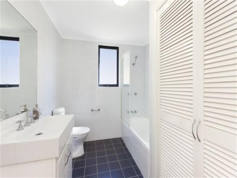 4/32 Beach Road, Bondi Beach NSW 2026