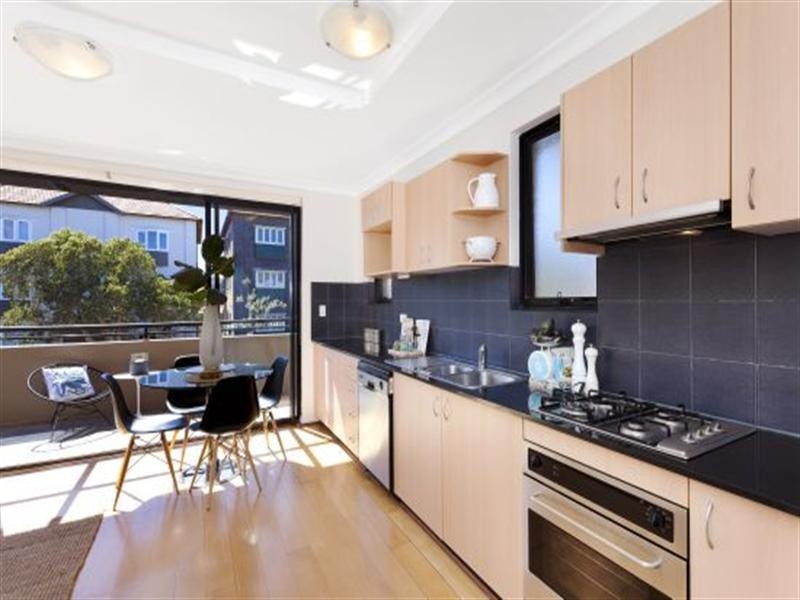 4/32 Beach Road, Bondi Beach NSW 2026