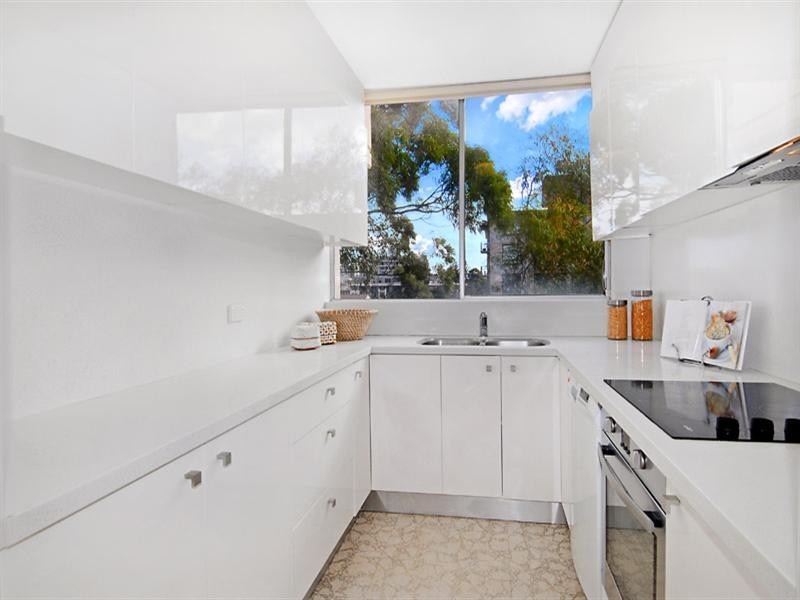 31/40 Penkivil Street, Bondi NSW 2026