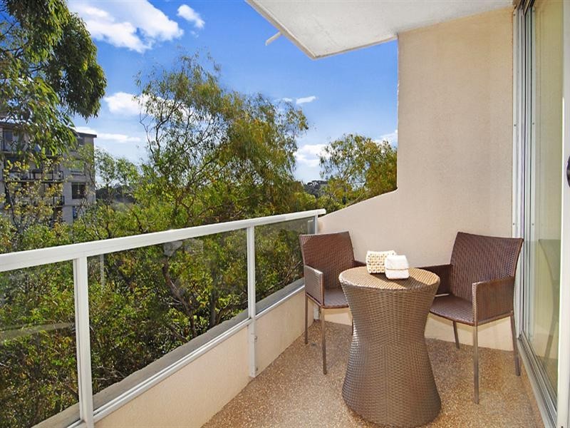 31/40 Penkivil Street, Bondi NSW 2026