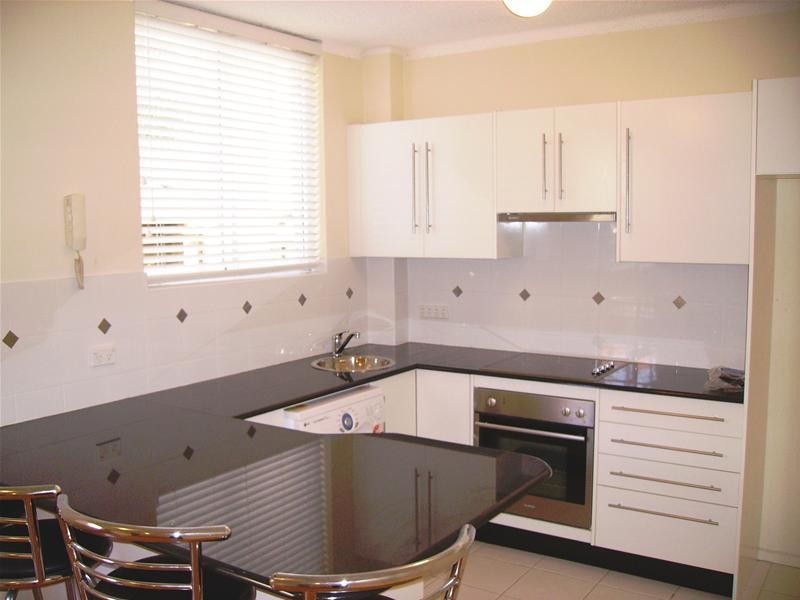 2/34 Beach Road, Bondi Beach NSW 2026