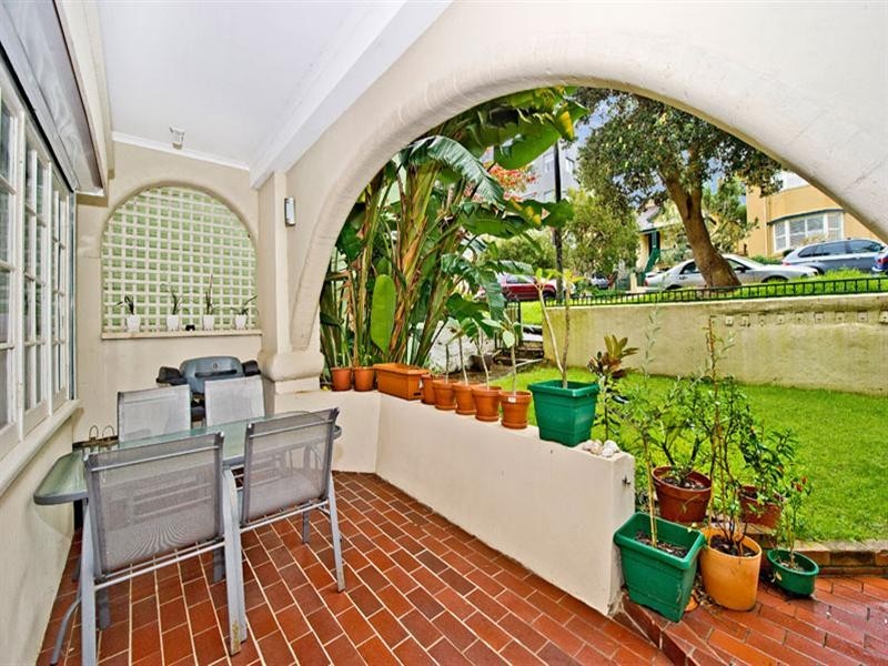 2/33 Arcadia Street, Coogee NSW 2034