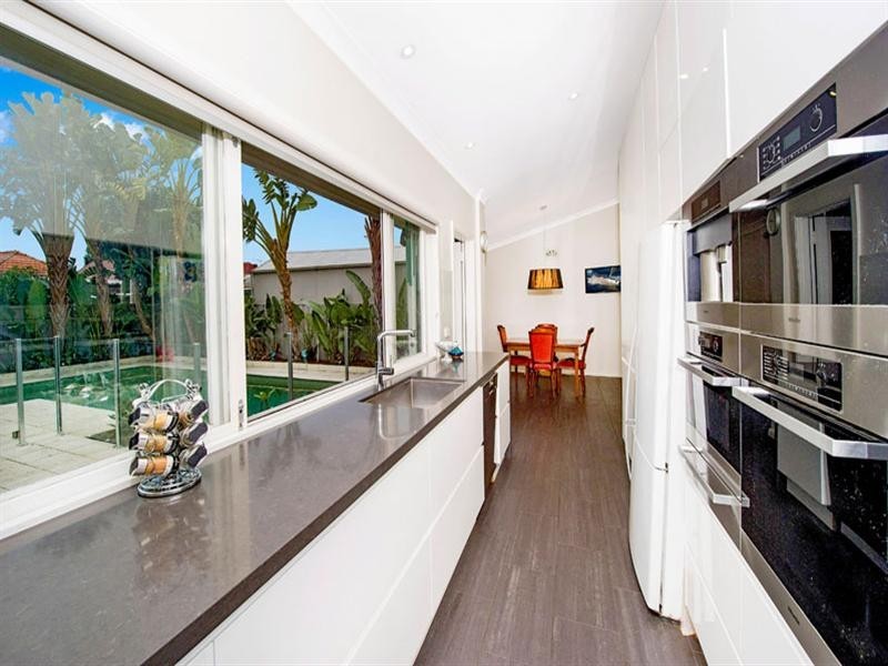 12 Brereton Avenue, Marrickville NSW 2204