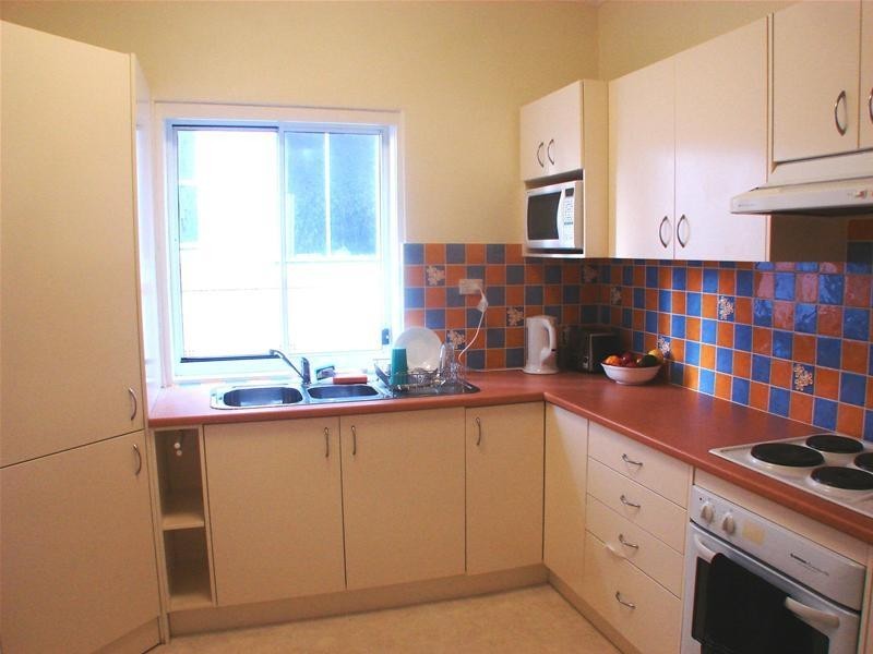 2/16 Military Road, Bondi NSW 2026