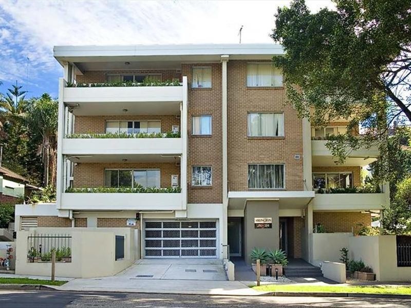 2/230 Old South Head Road, Bellevue Hill NSW 2023