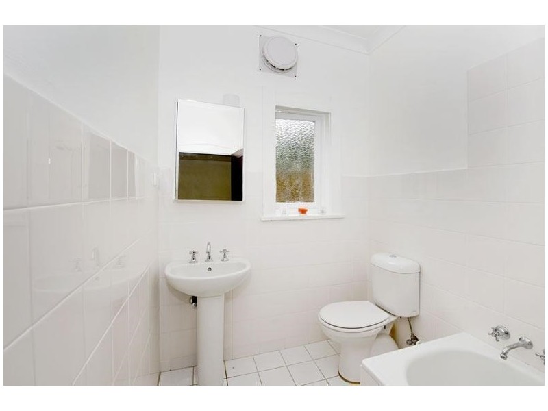 1/37A Bourke Street, Queens Park NSW 2022