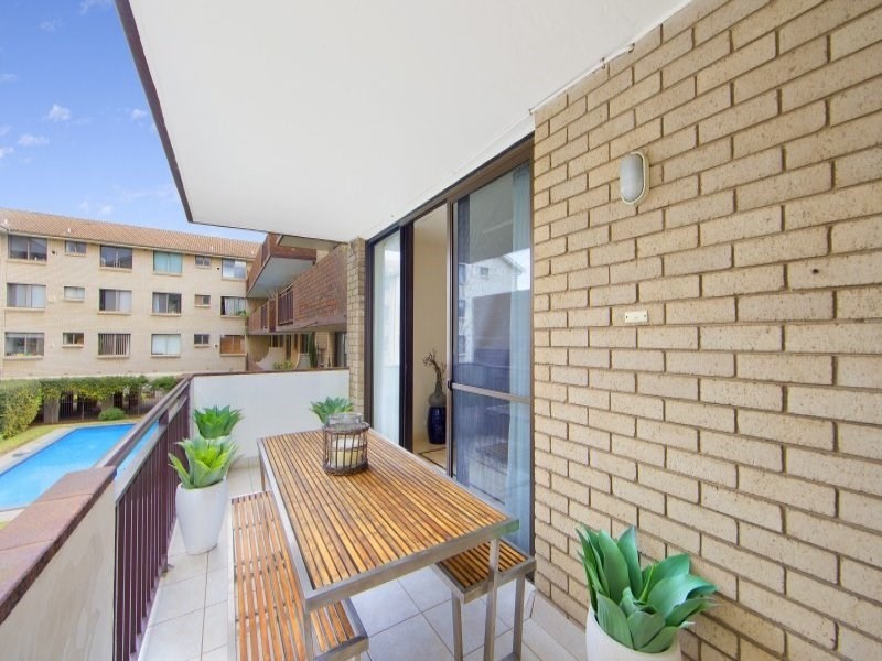 24/17-23 Wallis Parade, North Bondi NSW 2026