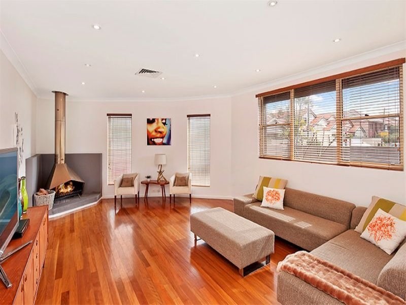 74 Glenayr Avenue, North Bondi NSW 2026