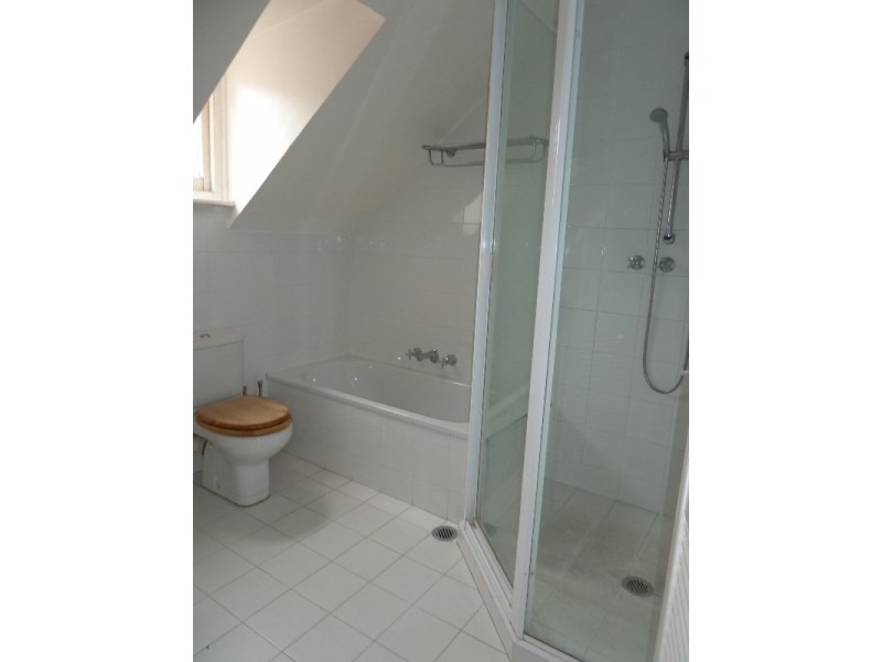 32 Sir Thomas Mitchell Road, Bondi Beach NSW 2026