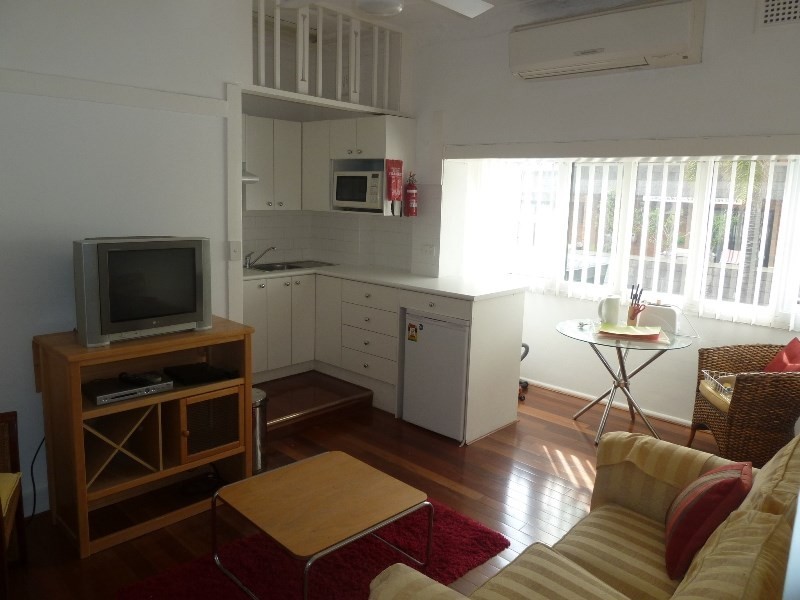 2/77 Gould Street, Bondi Beach NSW 2026