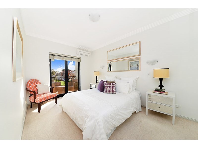 2/112 Carrington Road, Waverley NSW 2024