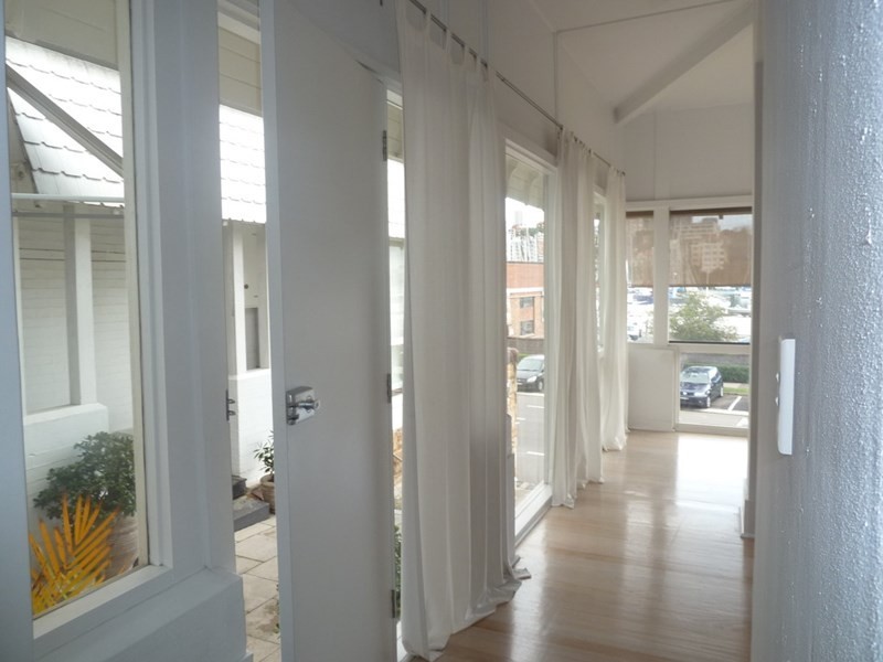 1/33 New Beach Road, Darling Point NSW 2027