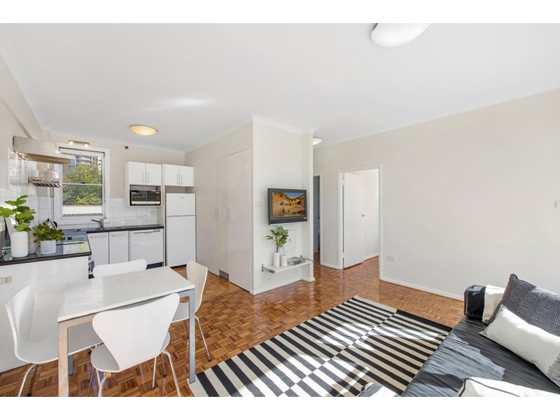 8/83 Old South Head Road, Bondi Junction NSW 2022