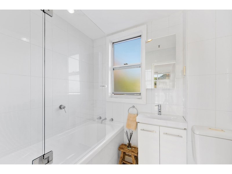 8/83 Old South Head Road, Bondi Junction NSW 2022