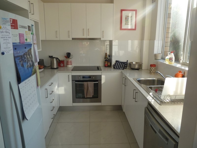 1/4 Castlefield Street, Bondi NSW 2026