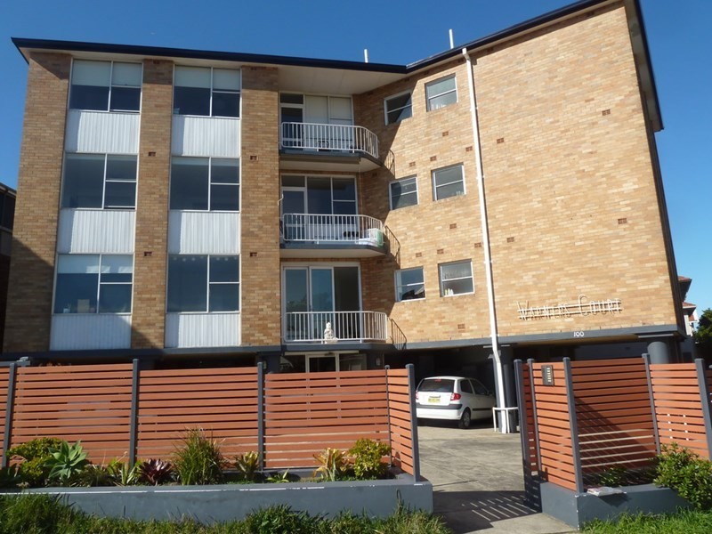 8/100 Warners Avenue, Bondi NSW 2026