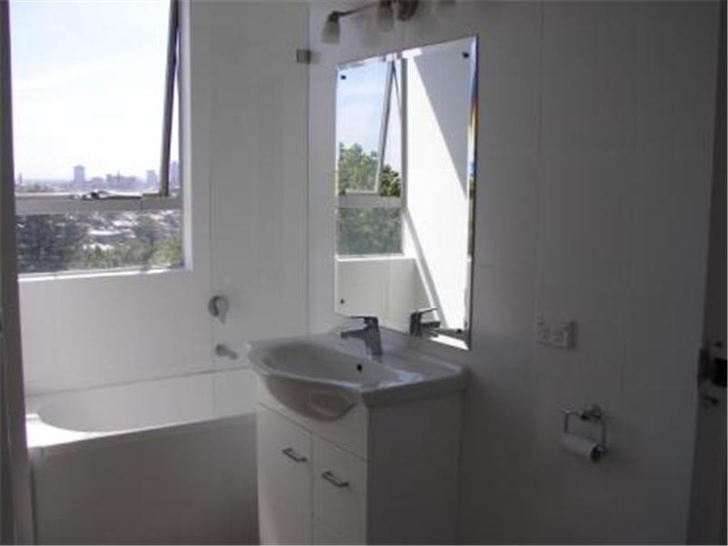 34/8-14 Fullerton Street, Woollahra NSW 2025