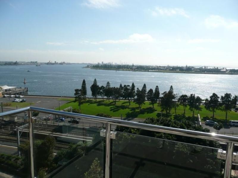 123 Scott Street, Newcastle NSW 2300