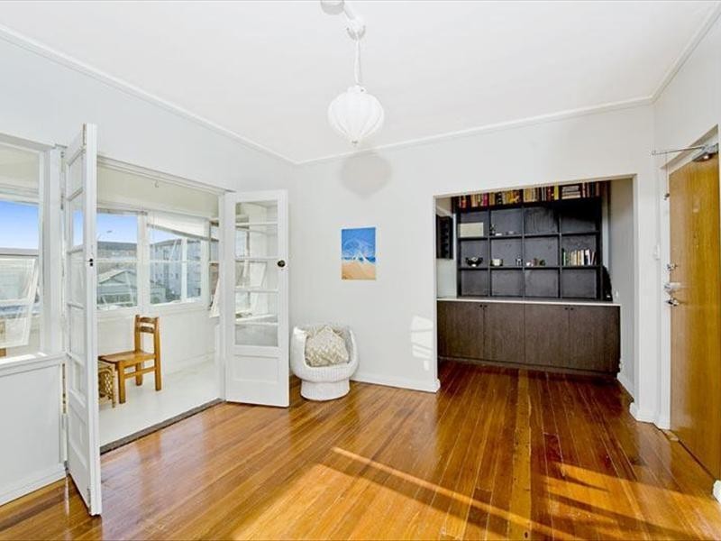 11/33 Campbell Parade, Bondi Beach NSW 2026