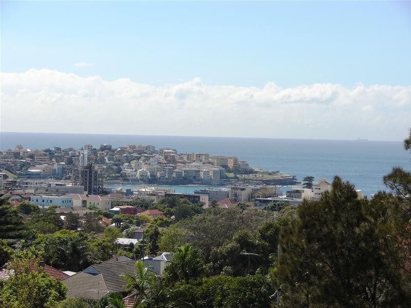 2/5-7 Martins Avenue, Bondi NSW 2026