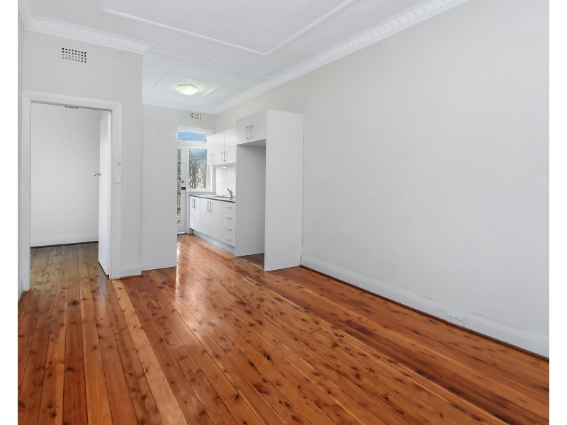 27 Oakley Road, North Bondi NSW 2026