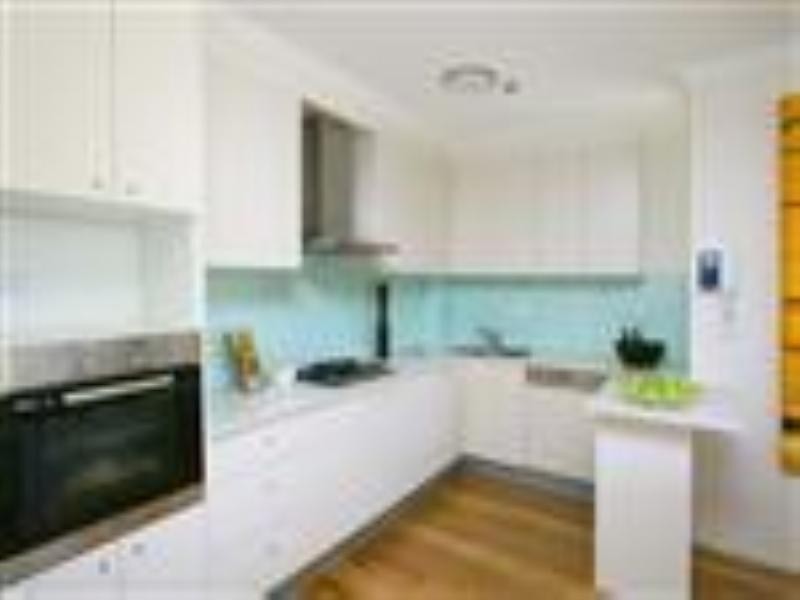 18 Simpson Street, Bondi Beach NSW 2026