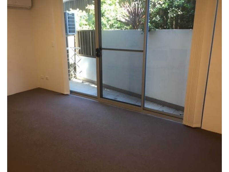 4/202 Old South Head Road, Bondi NSW 2026