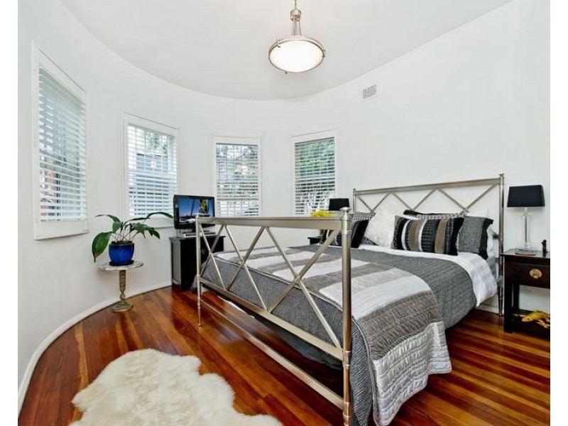 2/11 Botany Street, Bondi Junction NSW 2022