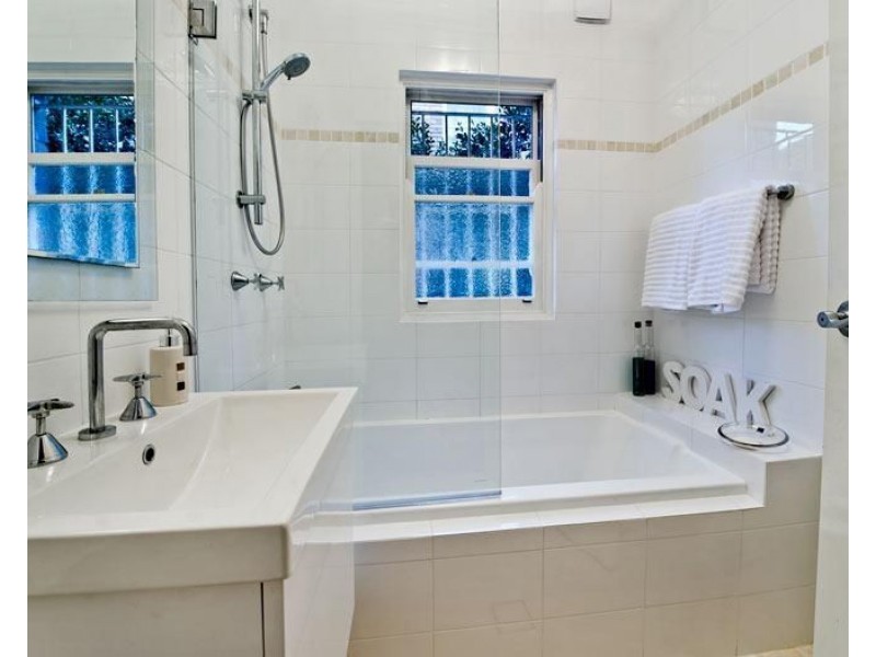 2/11 Botany Street, Bondi Junction NSW 2022